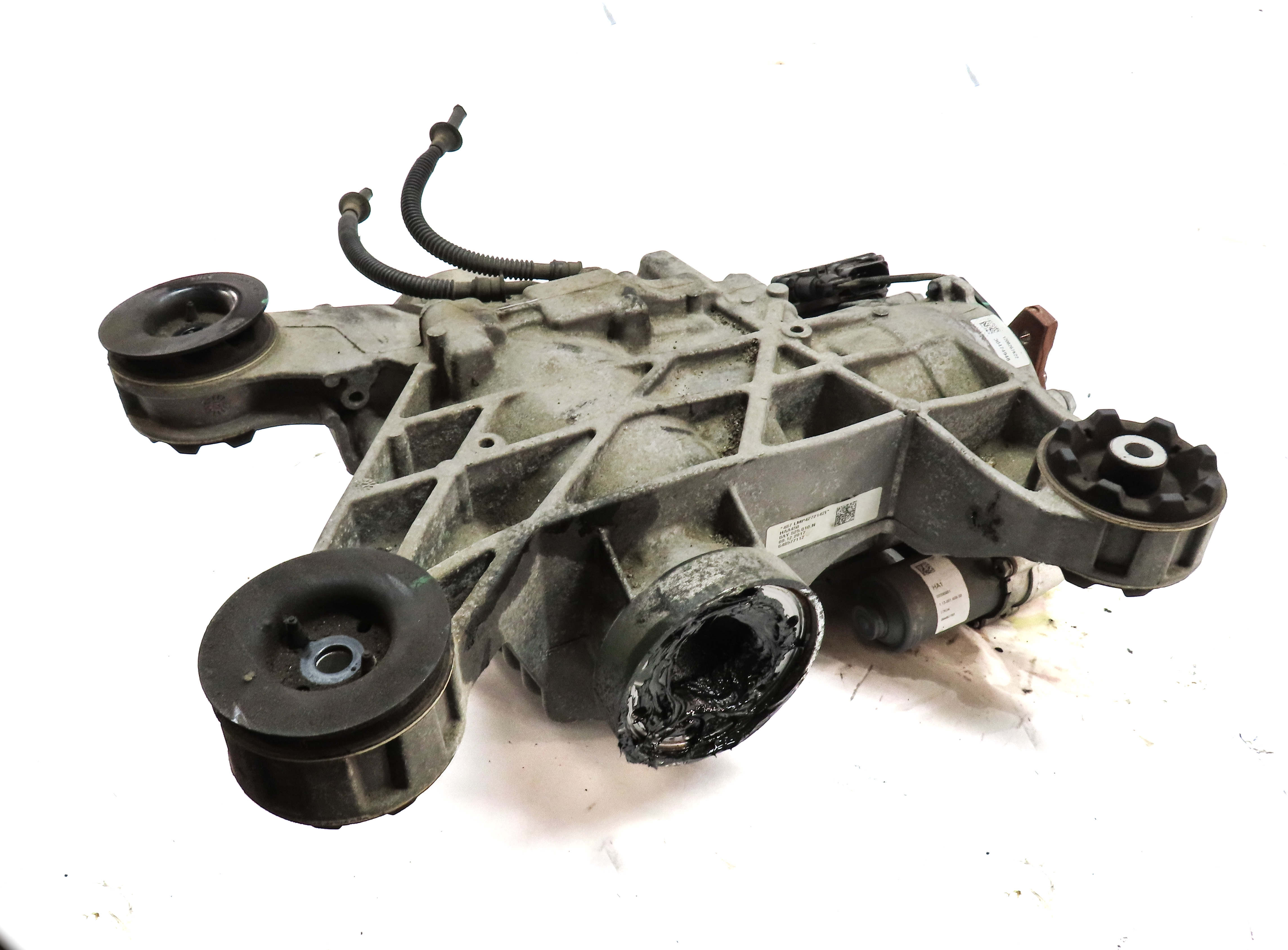 2015-2018 VW TIGUAN / AUDI Q3 (8U) REAR DIFFERENTIAL GEAR CARRIER PGA QLY — exact item pictured